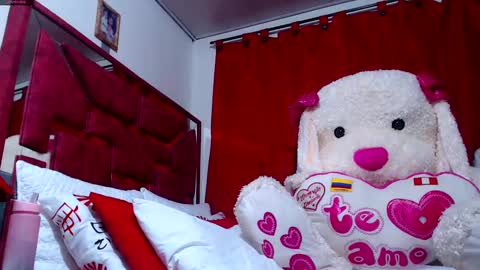 Snapshot of valerybaker1 chatting on February 19, 8:10 pm B V Naughty online show from February 19, 8:10 pm