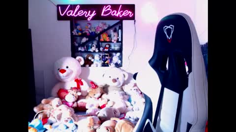 Snapshot of valerybaker1 chatting on October 24, 1:29 pm B V Naughty online show from October 24, 1:29 pm