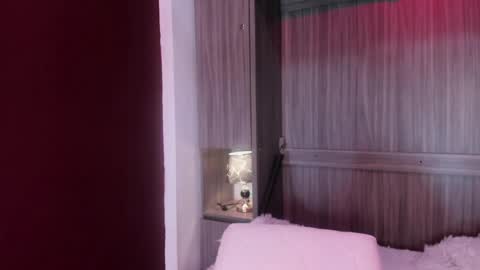 valerymeyerr online show from May 15, 12:01 pm