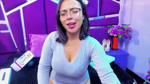 ValerySweety online show from June 4, 3:01 am