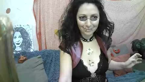 Snapshot of valerywin chatting on October 28, 10:23 pm Valery Win online show from October 28, 10:23 pm