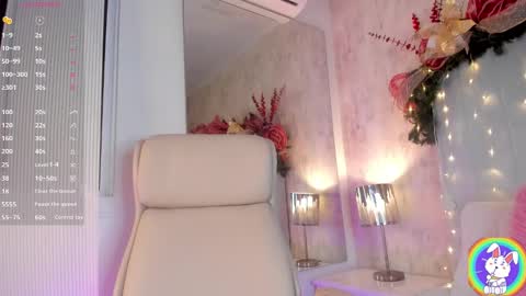 Snapshot of valeryy_stone chatting on December 10, 4:24 am VALERY STONE online show from December 10, 4:24 am