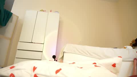 Lily online show from February 18, 10:44 am