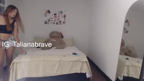 Snapshot of valientegirl_ chatting on November 24, 3:50 am VALIENTE online show from November 24, 3:50 am