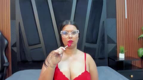 Snapshot of valka_ross chatting on October 28, 11:29 pm VALKA ROSS online show from October 28, 11:29 pm