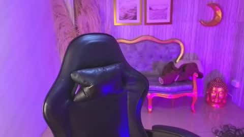 Valkiria  online show from December 20, 1:18 pm