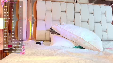 Snapshot of valkiria_moore chatting on February 2, 10:49 pm Valkiria moore online show from February 2, 10:49 pm