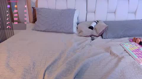 Snapshot of valkiria_moore chatting on September 17, 9:05 pm Valkiria moore online show from September 17, 9:05 pm