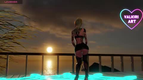 Snapshot of valkiriart chatting on January 16, 11:37 pm valkiriart online show from January 16, 11:37 pm