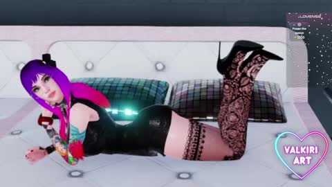 Snapshot of valkiriart chatting on February 17, 1:36 am valkiriart online show from February 17, 1:36 am