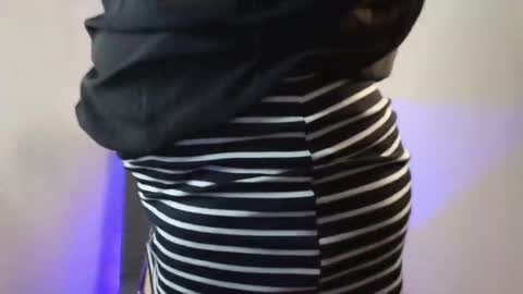 Vallery16 online show from November 20, 11:43 am