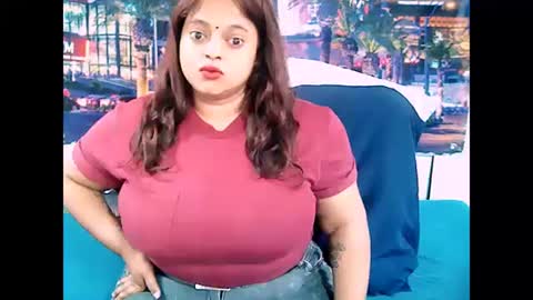 Snapshot of valleyval chatting on January 8, 6:31 am indianvalvet priya is back online show from January 8, 6:31 am