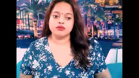 Snapshot of valleyval chatting on January 15, 6:12 am indianvalvet priya is back online show from January 15, 6:12 am