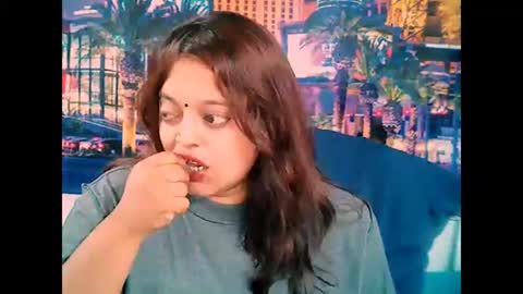 Snapshot of valleyval chatting on January 20, 9:35 am indianvalvet priya is back online show from January 20, 9:35 am