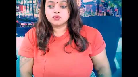 Snapshot of valleyval chatting on January 23, 6:28 am indianvalvet priya is back online show from January 23, 6:28 am