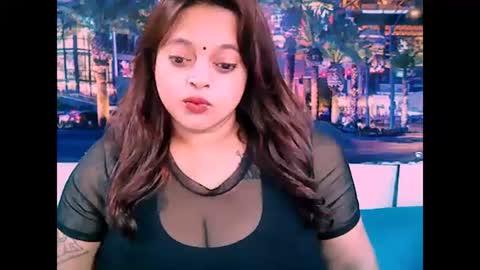 Snapshot of valleyval chatting on January 27, 6:19 am indianvalvet priya is back online show from January 27, 6:19 am