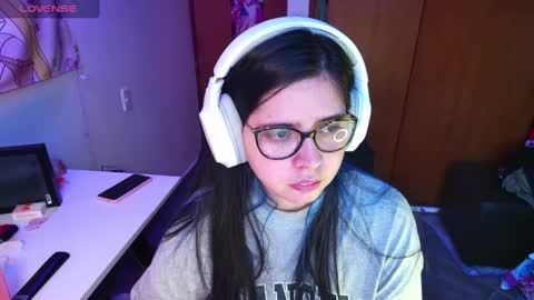 Im Violet online show from January 12, 10:33 pm