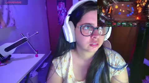 Im Violet online show from February 27, 11:59 pm