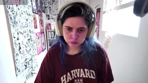 Im Violet online show from October 12, 4:50 pm