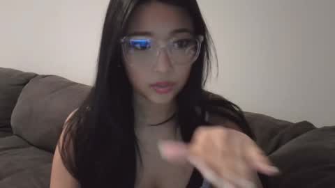 Snapshot of valltorres chatting on October 28, 12:36 am Val Torres online show from October 28, 12:36 am