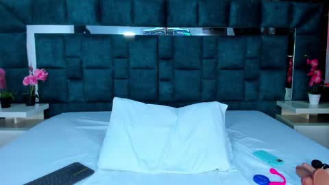 valtira nova online show from September 11, 7:47 pm