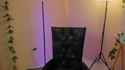 Snapshot of valu_57 chatting on June 4, 6:58 pm Valu online show from June 4, 6:58 pm
