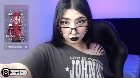 Snapshot of vammpyjane chatting on November 7, 12:43 am vammpyjane online show from November 7, 12:43 am
