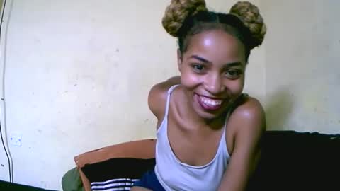 vanah344375 online show from September 23, 10:02 pm