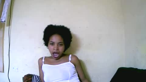 vanah344375 online show from October 3, 10:23 am