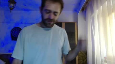 Snapshot of vanceaminator chatting on October 8, 5:38 am Emy online show from October 8, 5:38 am