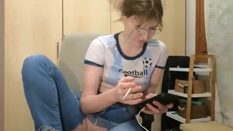 Vanda online show from November 25, 5:18 am