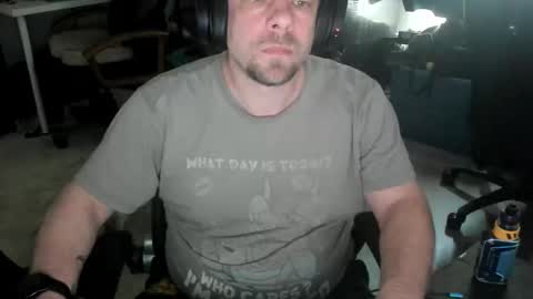 Snapshot of vandonh chatting on October 22, 8:52 pm vandonh online show from October 22, 8:52 pm