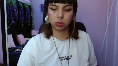 Snapshot of vanesa_boobs chatting on February 19, 2:40 am vanessa bobs online show from February 19, 2:40 am