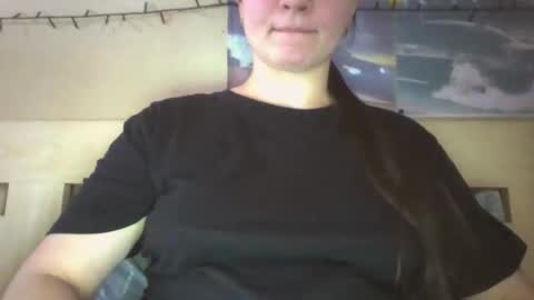 VanesaJewel online show from February 8, 12:39 pm