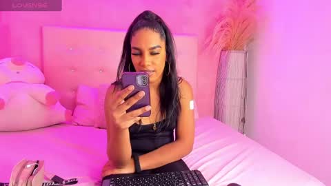 Snapshot of vaness_dior chatting on January 14, 2:53 pm vaness_dior online show from January 14, 2:53 pm