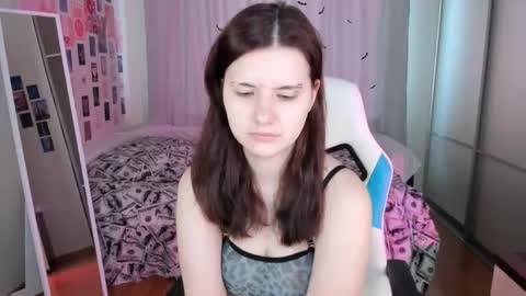 Vanessa online show from April 12, 5:23 am