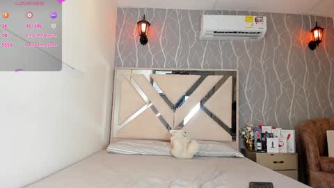    online show from January 30, 12:37 pm