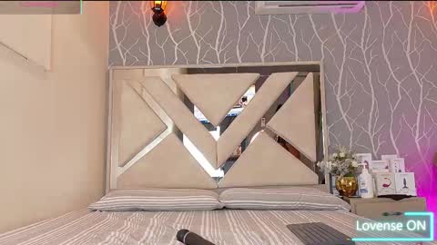    online show from October 30, 12:28 pm