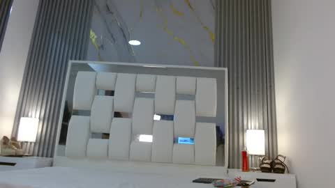 Vanessa Hard online show from September 20, 7:59 pm