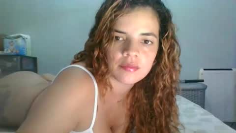 Snapshot of vanessashows chatting on October 13, 5:13 pm vanessashows online show from October 13, 5:13 pm