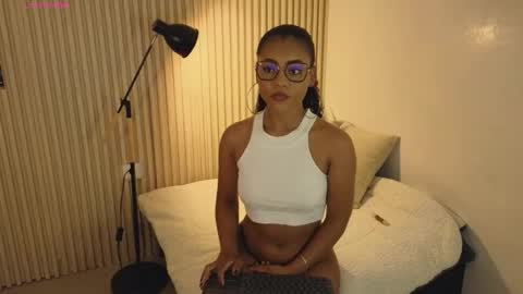 New account follow me online show from February 25, 8:07 pm