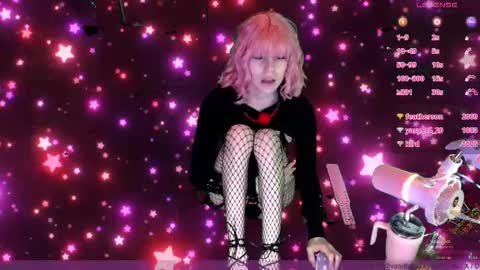 Snapshot of vanilla_skkye chatting on September 30, 3:11 am Skkye online show from September 30, 3:11 am