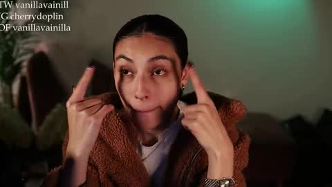 Snapshot of vanilla_velvet chatting on September 10, 2:11 am Annabet online show from September 10, 2:11 am