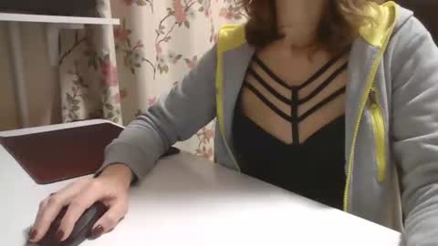 vanillachika205 online show from December 4, 4:38 pm