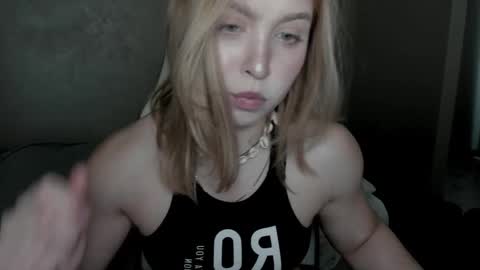 Snapshot of vanillalivitski chatting on September 16, 11:11 am Vanilla online show from September 16, 11:11 am