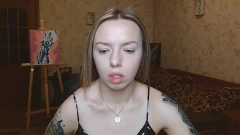 VanillaMuffin online show from November 9, 6:55 am