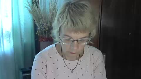 Snapshot of vanillaxcreamy chatting on September 29, 11:04 am Vanillaxcreamy online show from September 29, 11:04 am