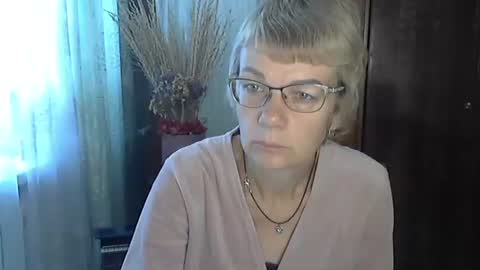 Snapshot of vanillaxcreamy chatting on October 11, 8:24 am Vanillaxcreamy online show from October 11, 8:24 am
