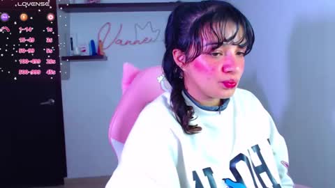 Snapshot of vannessa_shy chatting on March 8, 2:34 am Vanesa online show from March 8, 2:34 am