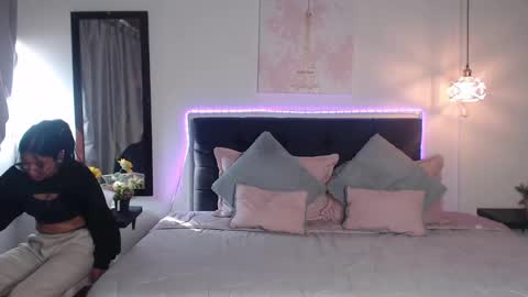 vane online show from December 31, 9:06 pm